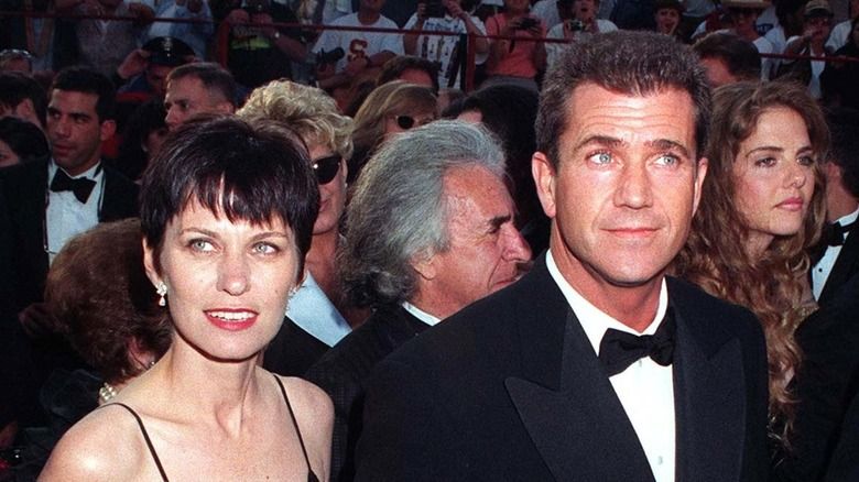 Robyn Moore Gibson, Mel Gibson auf dem Roten Teppich der Oscar-Verleihung 1997