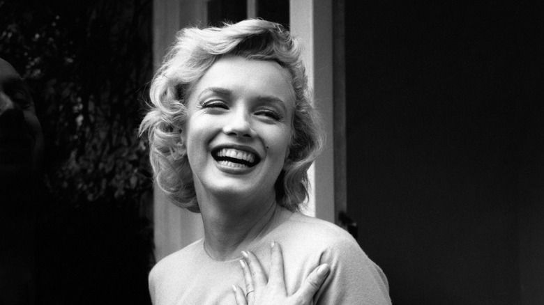 Marilyn Monroe lächelt