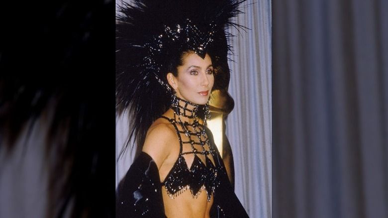 Cher in ihrem Oscar-Outfit von 1986