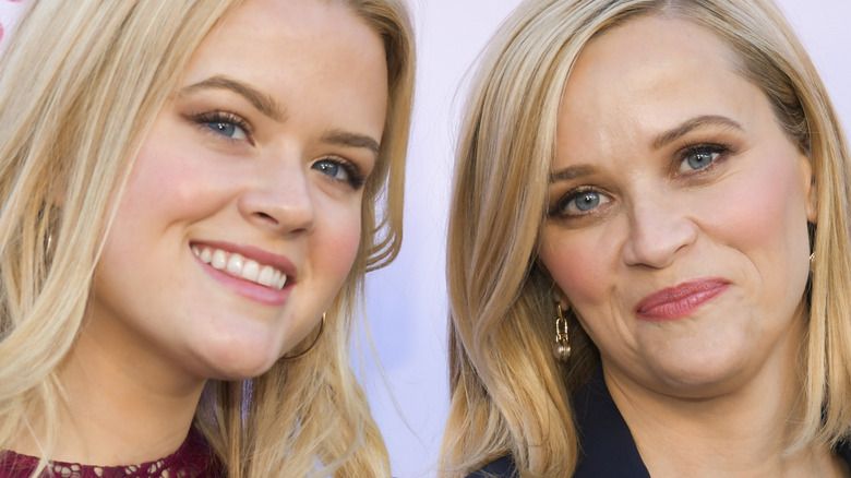 Reese Witherspoons neuester Schnappschuss enthüllt ein neues Detail über Tochter Ava